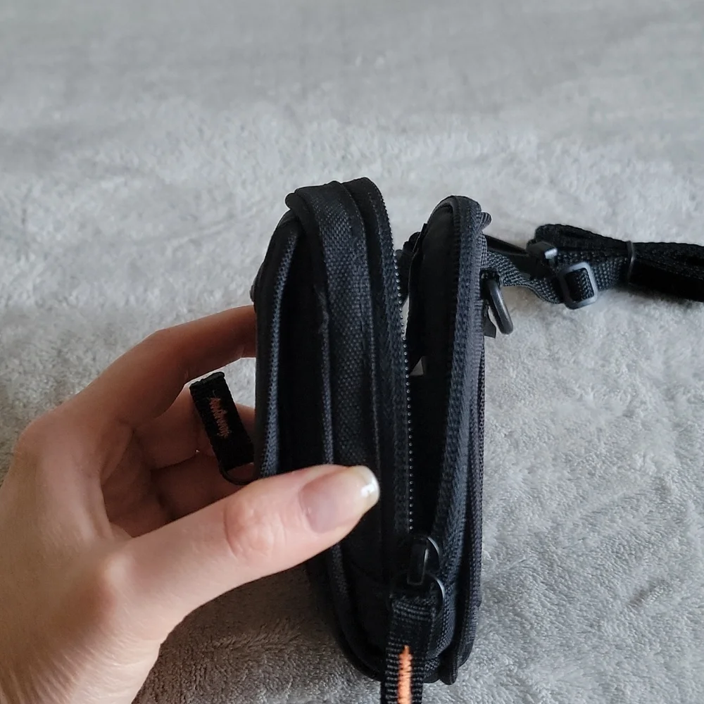 Lowepro ridge 10 camera case pouch